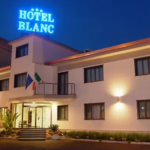 Blanc Hotel
